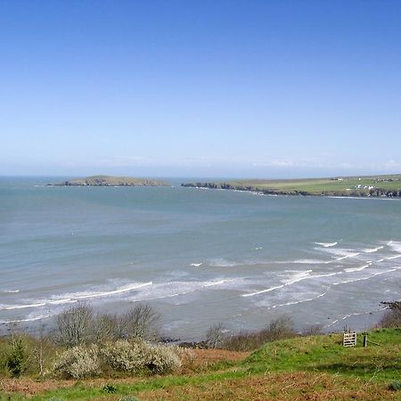 Yha Poppit Sands Hostel Cardigan Exterior photo